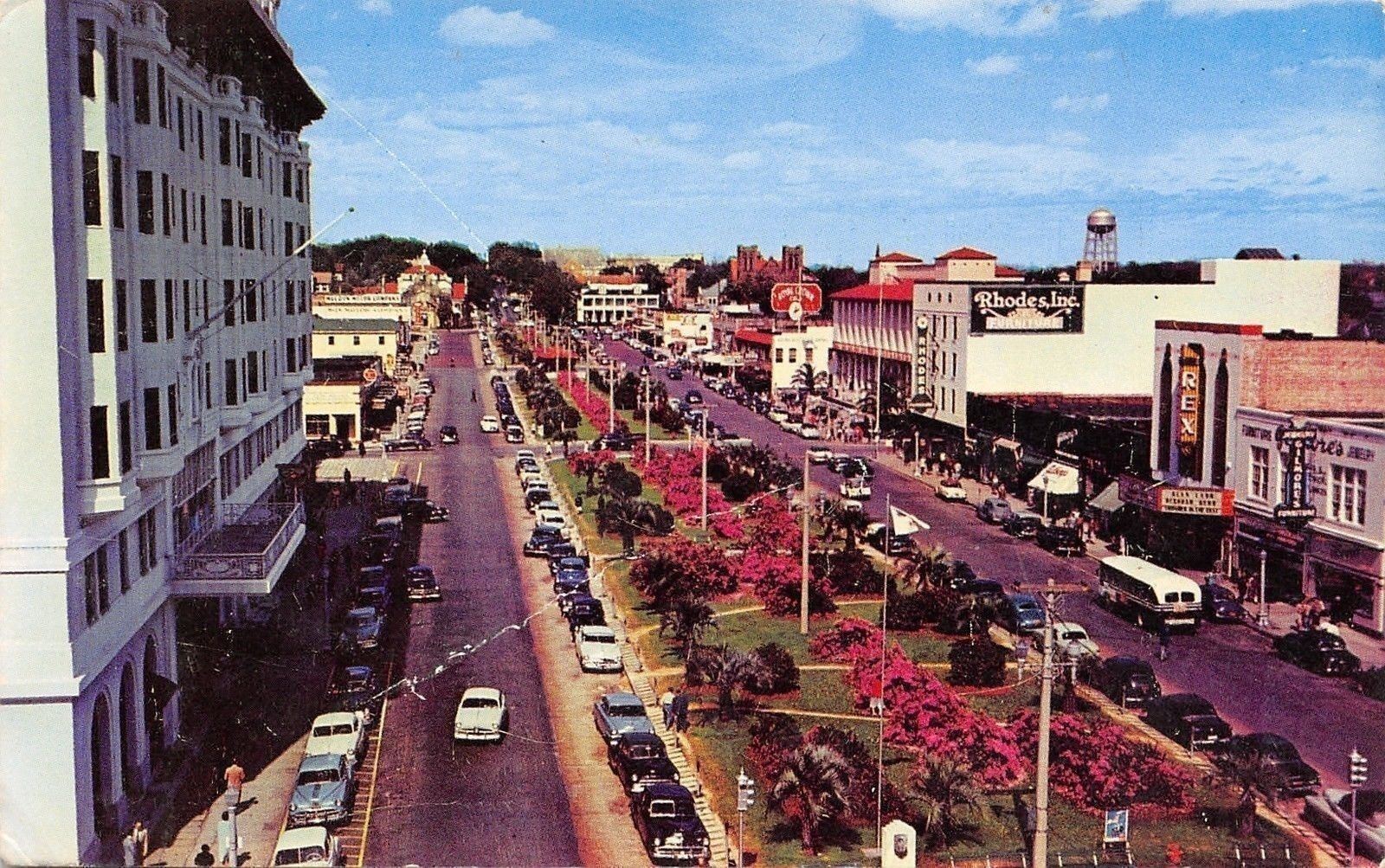 Pensacola Fl North Palafox Rhodes Furniture Rex Theatre Water