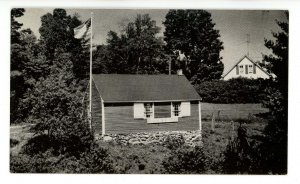 NH - Newport. Little Red Schoolhouse