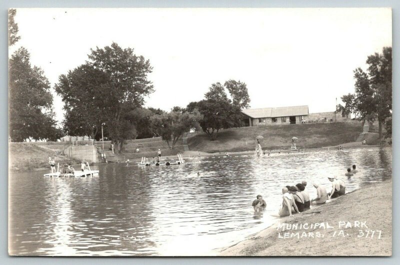 LeMars Iowa~Municipal Park~Bathing Beauties on Beach~Diving Platform~1940s RPPC 