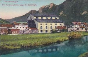 Germany Oberammergau Passionsspielhaus gegen die Laberkoepfe