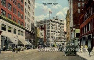 Water St. - MIlwaukee, Wisconsin WI Postcard