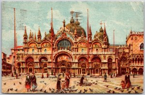 Venice Italy IT, 1926 Saint Marks Basilica & Piazza San Marco, Pigeons, Postcard