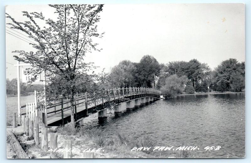 Postcard MI Paw Paw Maple Isle Wooden Foot Bridge RPPC Real Photo A08