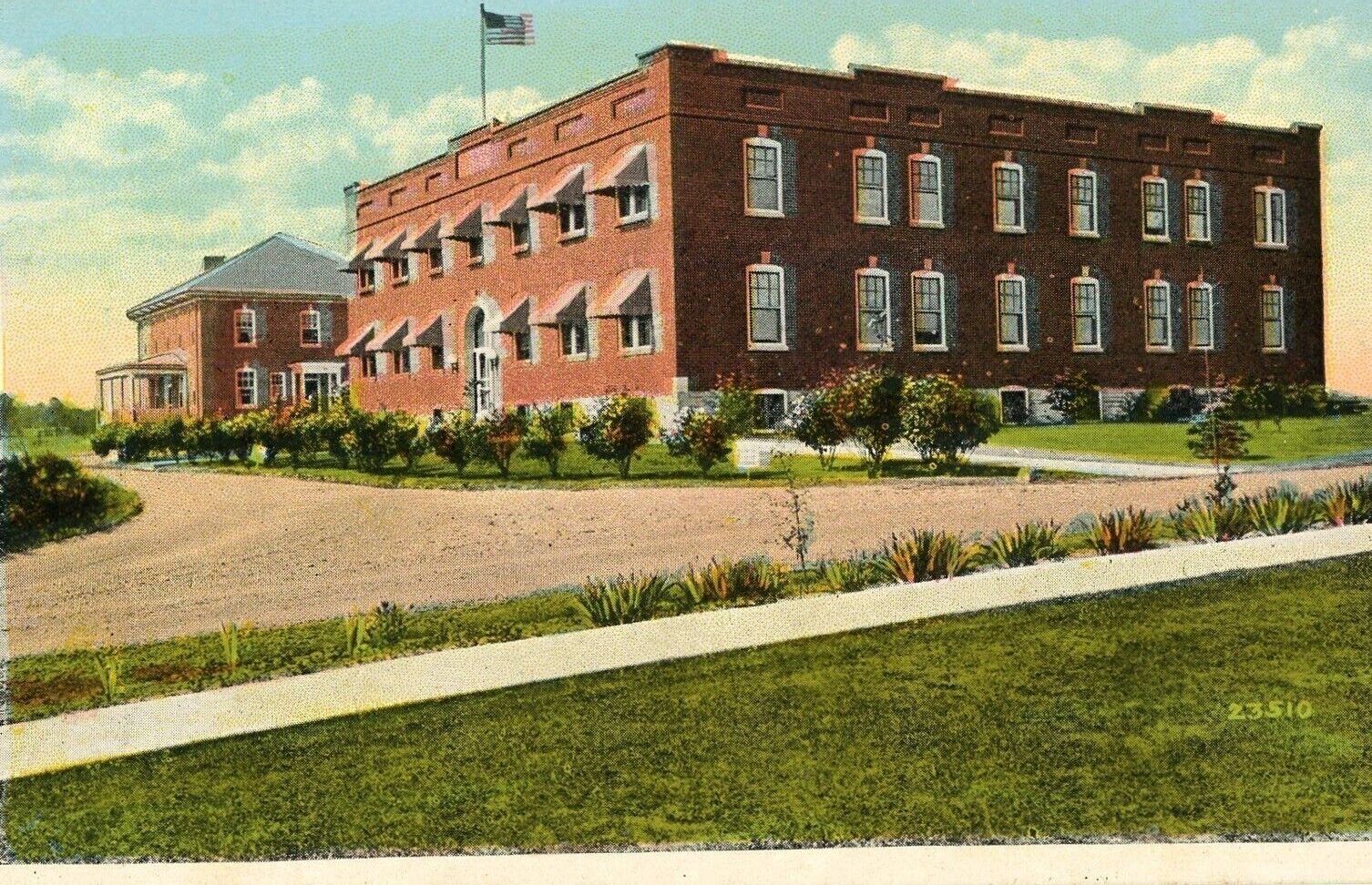 Postcard Early View of Annie M. Warner Hospital & Nursing Home