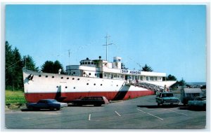 SMITH RIVER, CA ~ Roadside SHIP ASHORE Gift Shop ~  Del Norte County Postcard