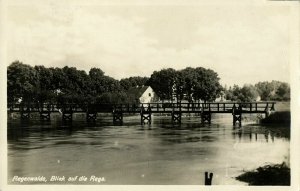 poland germany, REGENWALDE RESKO, Blick auf die Rega (1930) RPPC Postcard