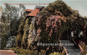 Rose Covered Residence, Minnewawa - Fresno, CA