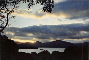 uk46856 sunset over loch lomond dunbartonshire scotland uk