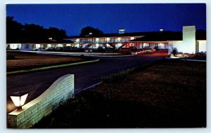 OVERLAND PARK, KS Kansas ~ Roadside WHITE HAVEN MOTOR LODGE c1950s Postcard