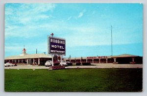 Robbins Motel & Restaurant   Vandalia  Illinois    Postcard