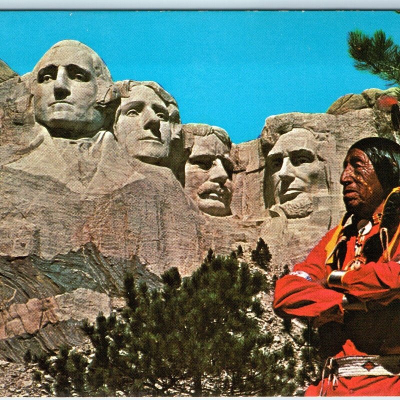 c1970s Mt. Rushmore Chief Pawnee Bill's Indian Trading Post Postcard Mount A178