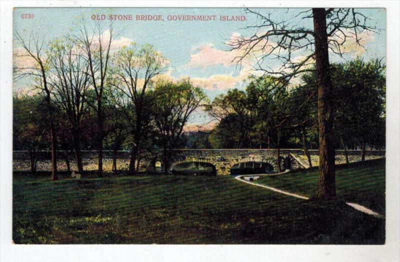 Illinois Goverment Island    OLD Stone Bridge