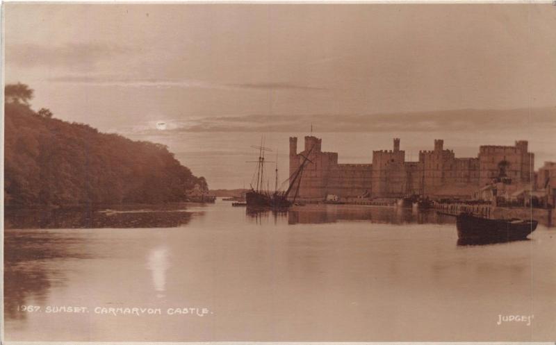 CARNARVON CAERNARFON WALES UK SUNSET VIEW OF CASTLE~JUDGES #1967 PHOTO POSTCARD