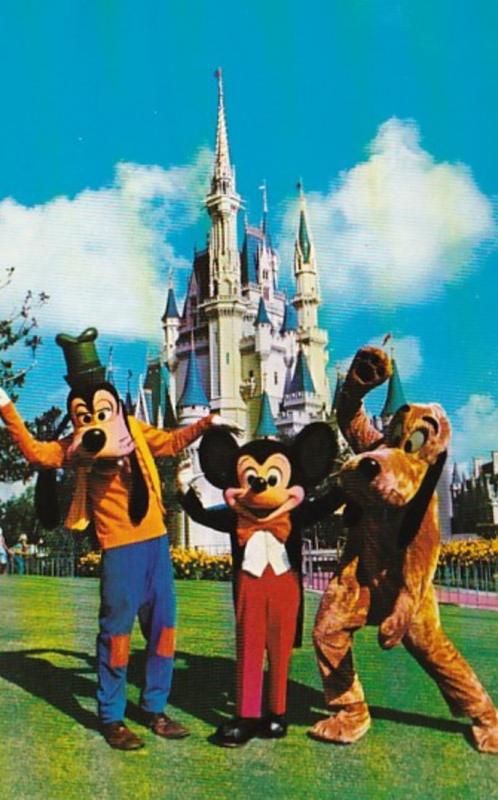 Florida Orlando Walt Disney World Mickey Pluto & Goofy Welcome Guests To Fant...