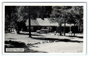 SARATOGA, Wyoming WY ~ Roadside MEDICINE BOW LODGE 1958 Carbon County Postcard