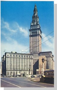 Cleveland, Ohio/OH Postcard, Hotel Cleveland, Terminal Tower, Texaco Sign