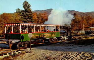 Trains White Mountain Central Railroad At Clark's Trading Post North Woo...