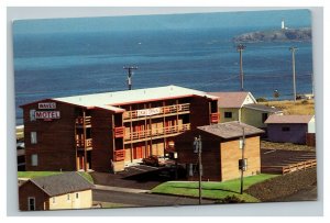 Vintage Chrome Photo Postcard 1970's Motel Advertisement Newport Oregon UNPOSTED