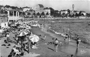 Lot300 saint raphael la plage la cote d azur france real photo