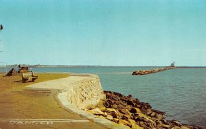 Bridgeport, CT Connecticut  BREAKWATER & LIGHT HOUSE Vintage Lighthouse Postcard