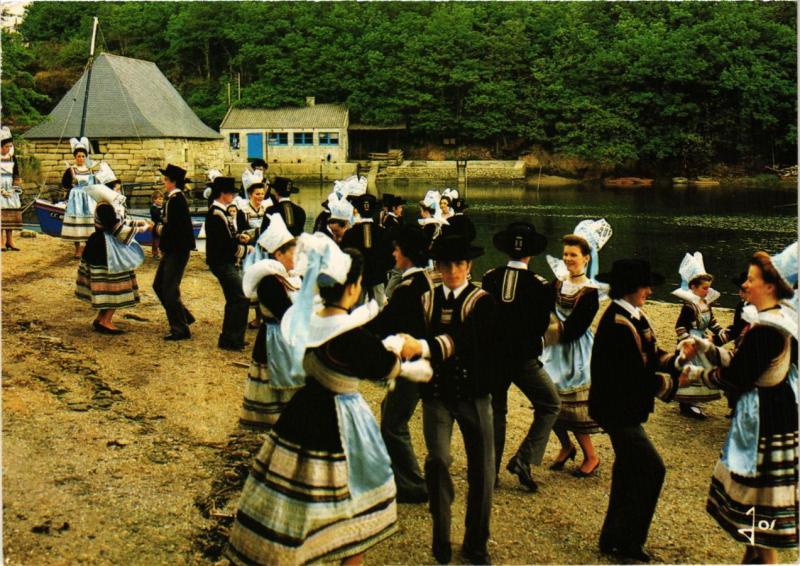 CPM France - Folklore - Bretagne - Le Jabadao Dansé (770082)