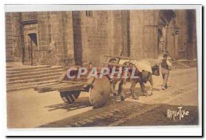 The Basque Old Postcard hitch passing the & # 39eglise d & # 39Urrugne