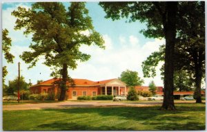 VINTAGE POSTCARD THE ALUMNI HOUSE AT THE UNIVERSITY OF MISSISSIPPI OLE MISS