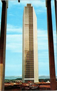 Postcard NY Albany South Mall Tower