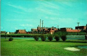 Seaford DE Delaware Dupont Original Factory Plant plant UNP Chrome Postcard