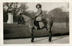 CPA AK Princess Marie José on a Horse BELGIAN ROYALTY (853630)