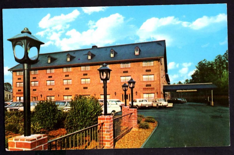 Virginia WILLIAMSBURG Holiday Inn East Routes 31 and 5 ~ 1975 - Chrome