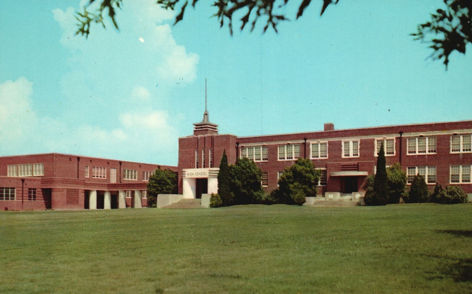 Vintage Postcard View of Junior High School Building Tupelo Mississippi