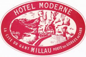 France Millau Hotel Moderne Red Vintage Luggage Label sk2605