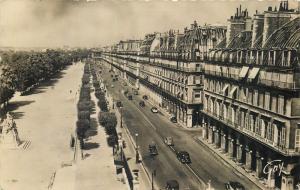 Paris Rivoli Avenue automobiles 1950s