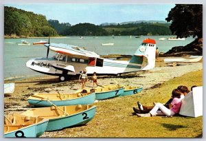 Airplane Postcard Mount Cook Airlines Paihia Bay of Islands New Zealand GC55