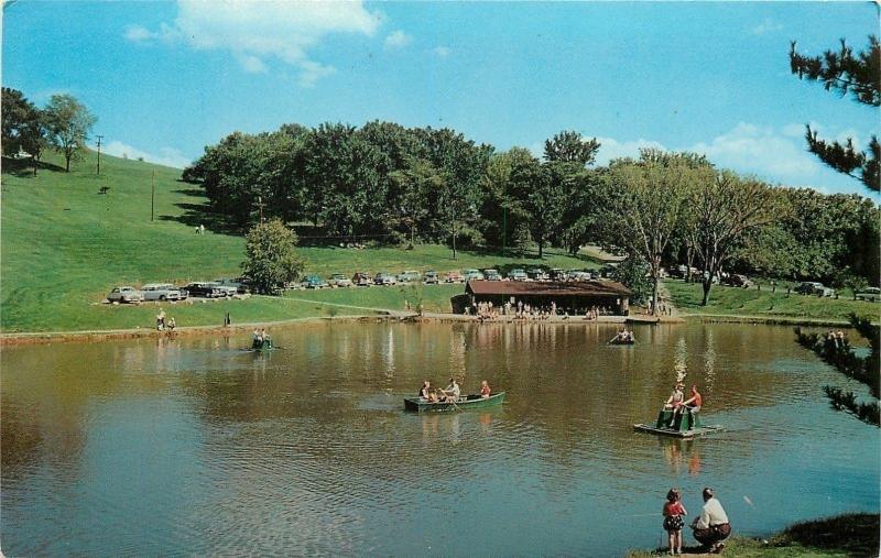 Wheeling West Virginia~Private Fun Boats~Schenk Lake~Oglebay Park~1960s Postcard