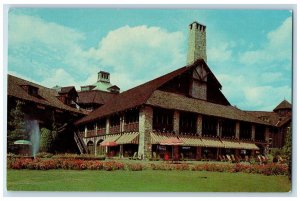 c1950's The River Terrace Log Chateau Seignory Club Quebec Canada Postcard