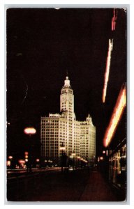 Wrigley Building Night View Chicago Illinois IL Chrome Postcard Y11