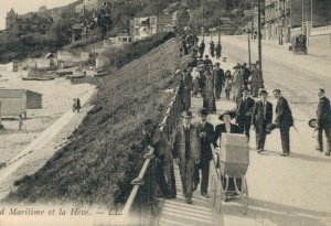 France Le Havre Le Boulevard Maritime et la Heve Vintage Postcard 07.72