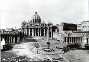 postcard Rome, Italy -  St. Peter's Basilica rppc