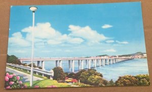 UNUSED POSTCARD - TAY ROAD BRIDGE LOOKING TOWARD DUNDEE FROM FIFE, SCOTLAND