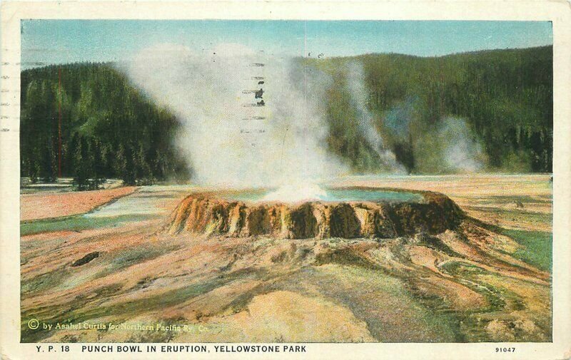 Wyoming 1933 Punch bowl eruption Yellowstone Park Teich Postcard 22-2894