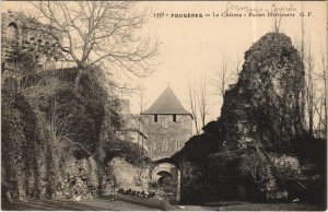 CPA Fougeres Le Chateau , ruines interieures (1236595)