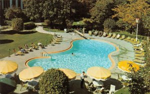 HIGHLAND PARK Illinois IL  HOTEL MORAINE ON THE LAKE~Pool View ROADSIDE Postcard