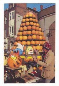 Bob Spohn, Master Pumpkin Carver, Circleville, Ohio, PU-1985