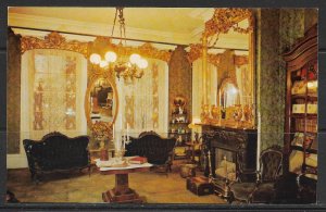 Mississippi, Natchez - Greenleaves Family Parlor - [MS-041]