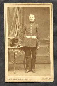 t24 - GERMANY Military 1870s CDV Photo Officer Bayonet. By Petersen Rendsburg