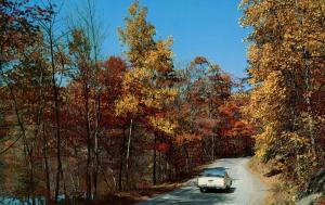 NJ - High Bridge. River Road along Lake Solitude