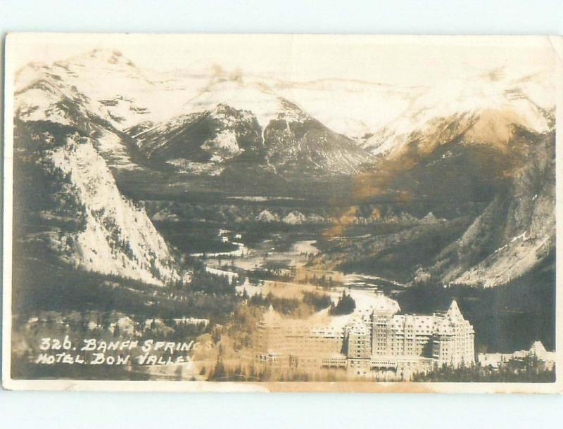 1940's rppc HOTEL SCENE Banff Alberta AB W0922