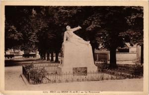 CPA BRAY-sur-SEINE - Le Monument (249866)